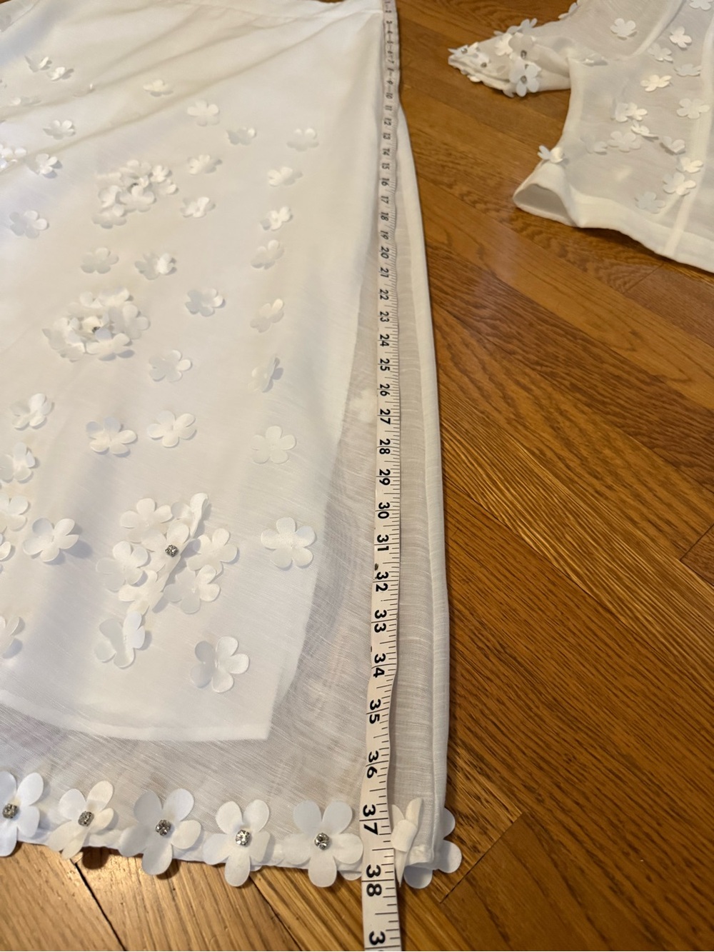 White Floral Appliqué Skirt Set with Tie Waist size L - Picture 14 of 16